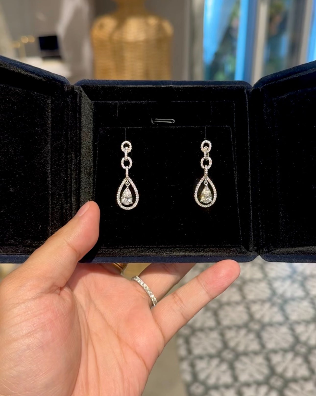 18K White Gold Diamond Chain Drop Dangling (Sale)
