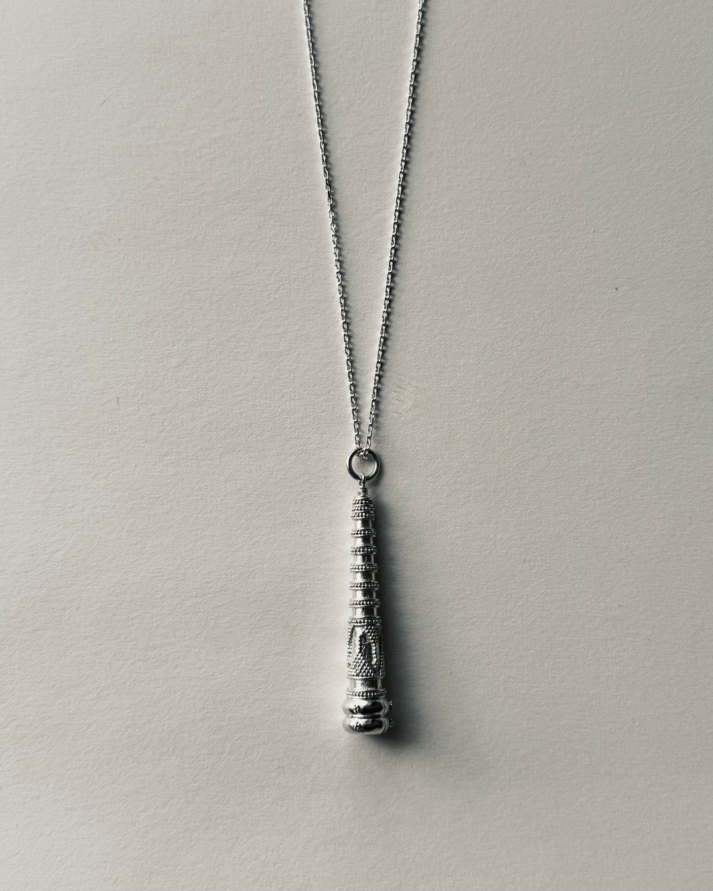 Inverted Neo Pipa Pendant
