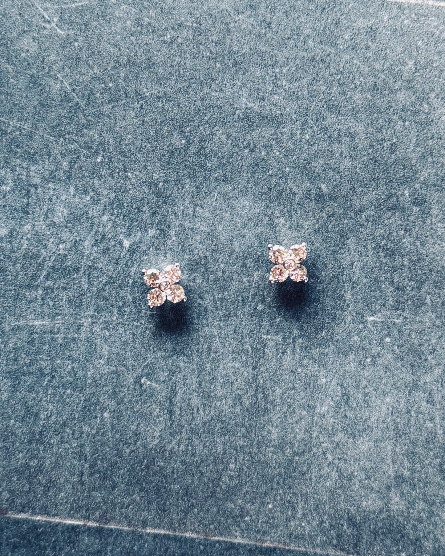 18K White Gold 4 Petal Earrings (Sale)
