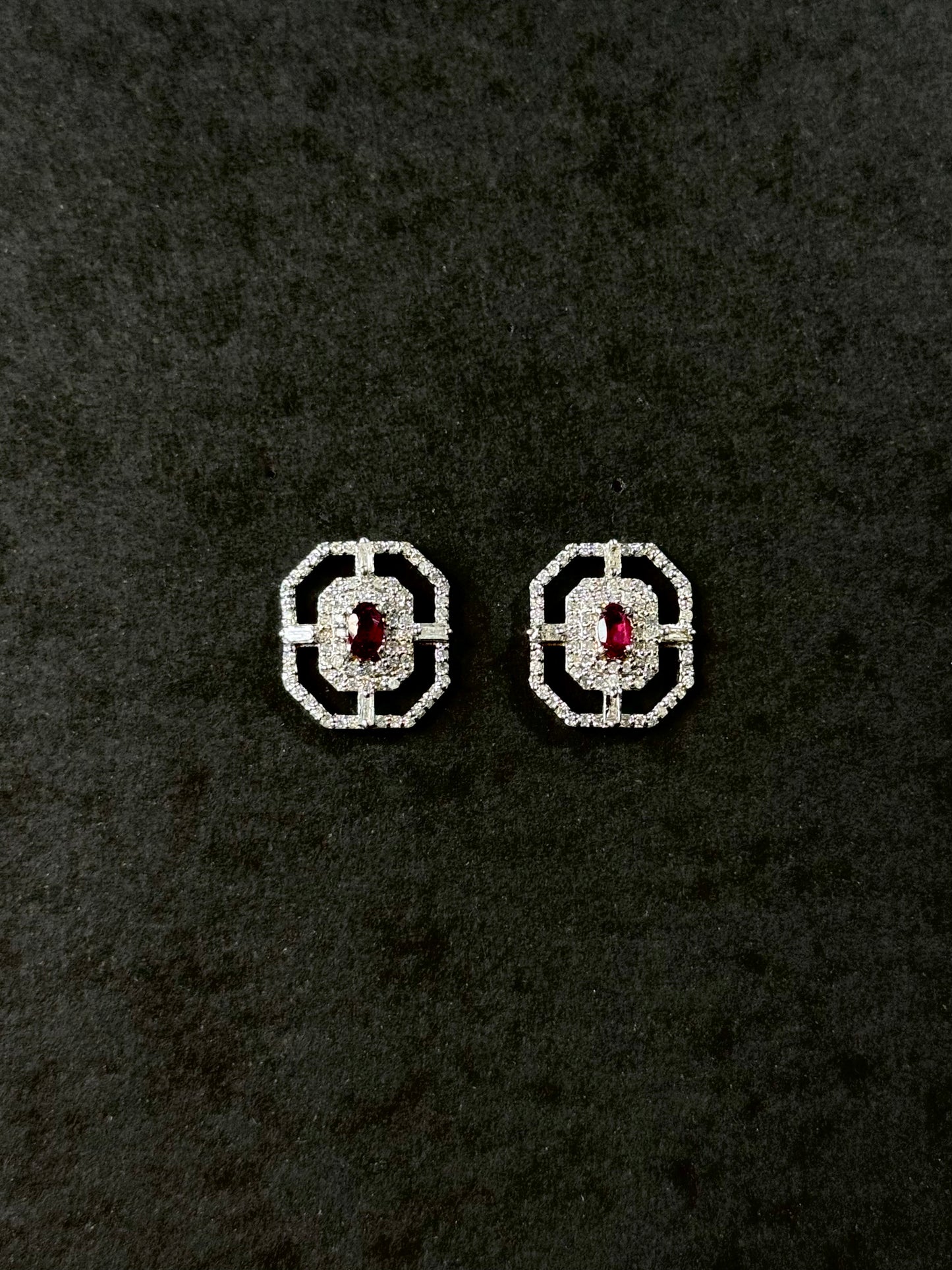 Octagonal Court Studs