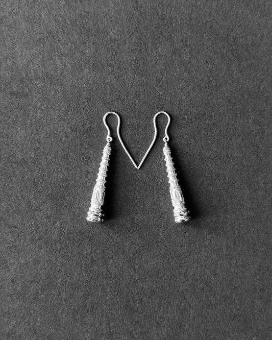 Inverted Neo Pipa Earrings