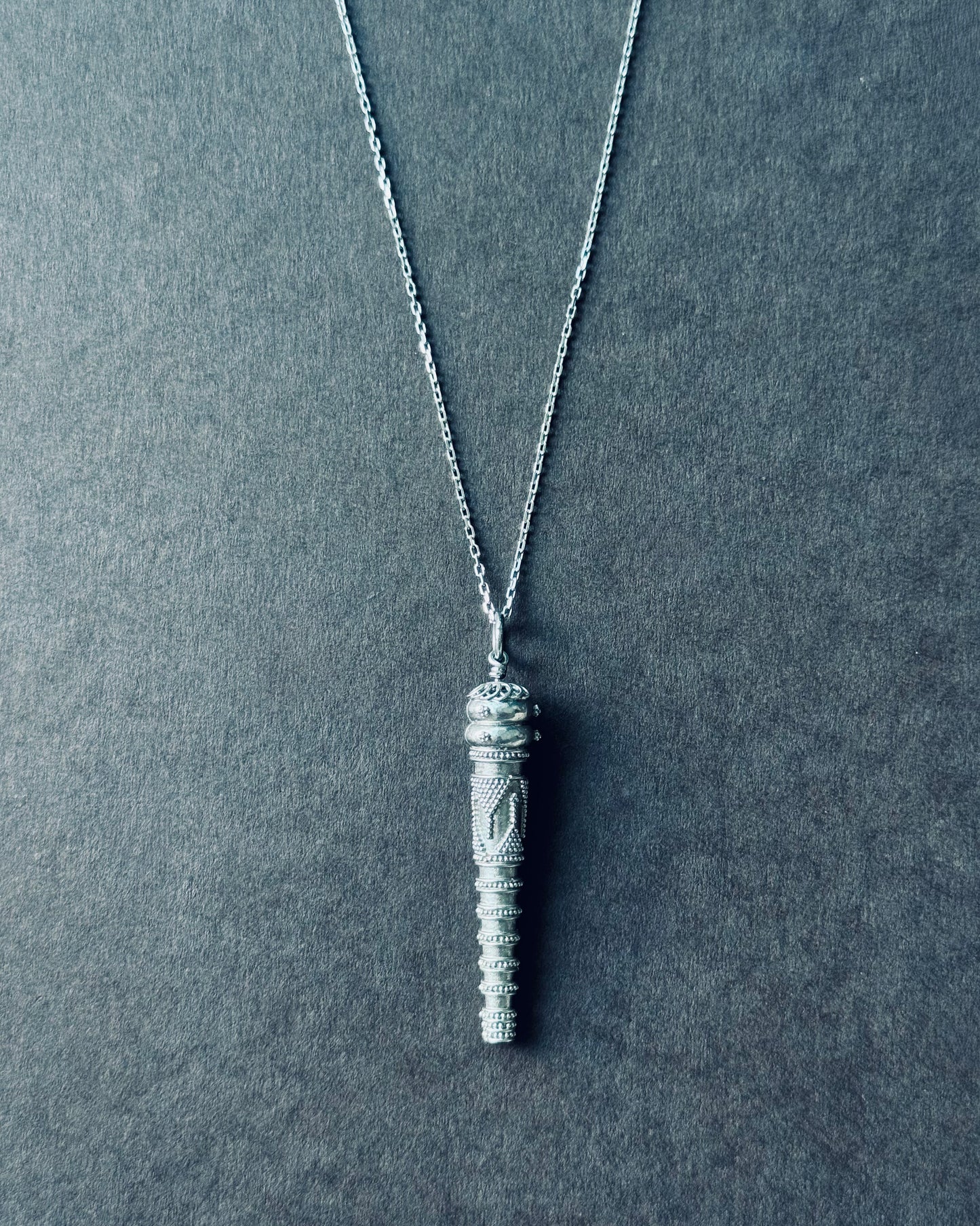 Neo Pipa Pendant