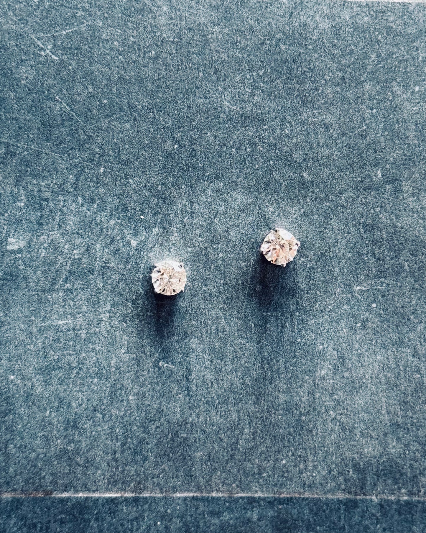 18K White Gold .50 Stud (Sale)